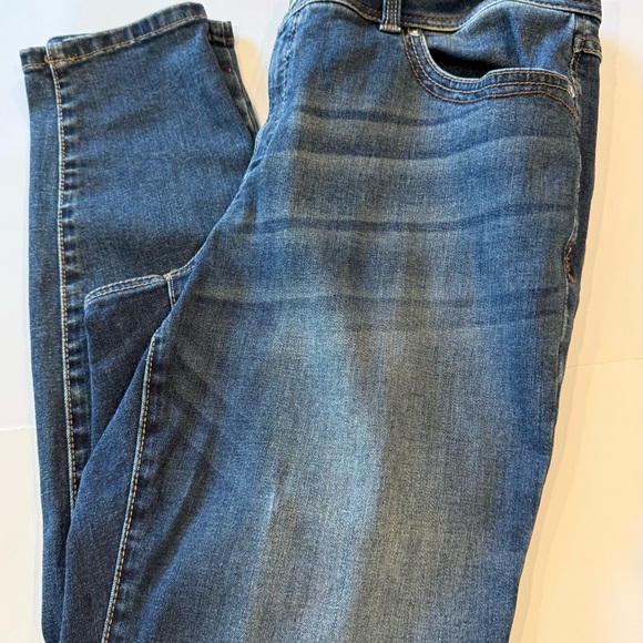 INC Denim Skinny Leg Curvy Fit Jeans Women's Sz.12 Blue 5-Pocket - Picture 4 of 11